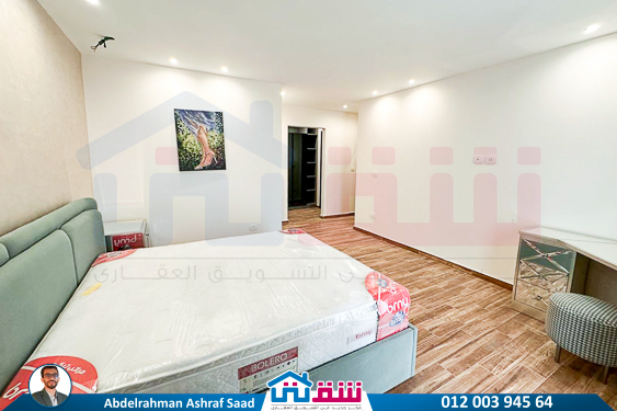 WhatsApp Image 2024-11-26 at 5.40.21 PM (1)