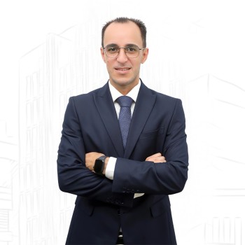 محمود الحسيني